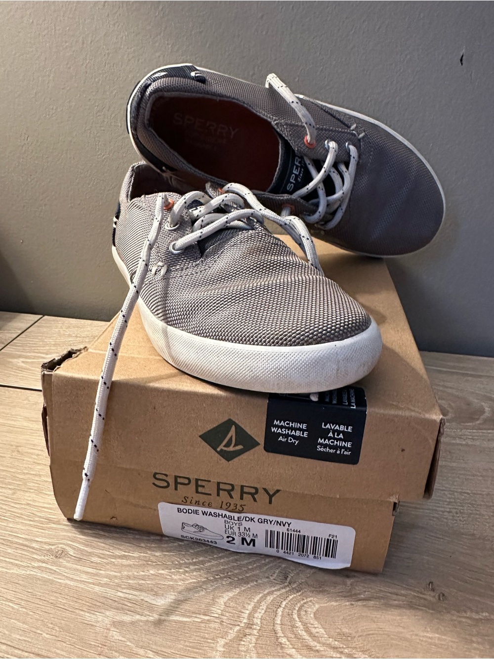 Sperry Grey Bodie Boat shoe Washable Size 2